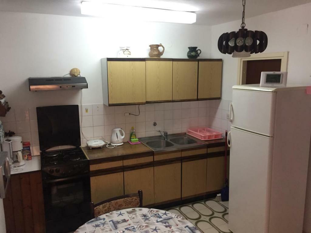 Apartment Subota Mali Lošinj Buitenkant foto